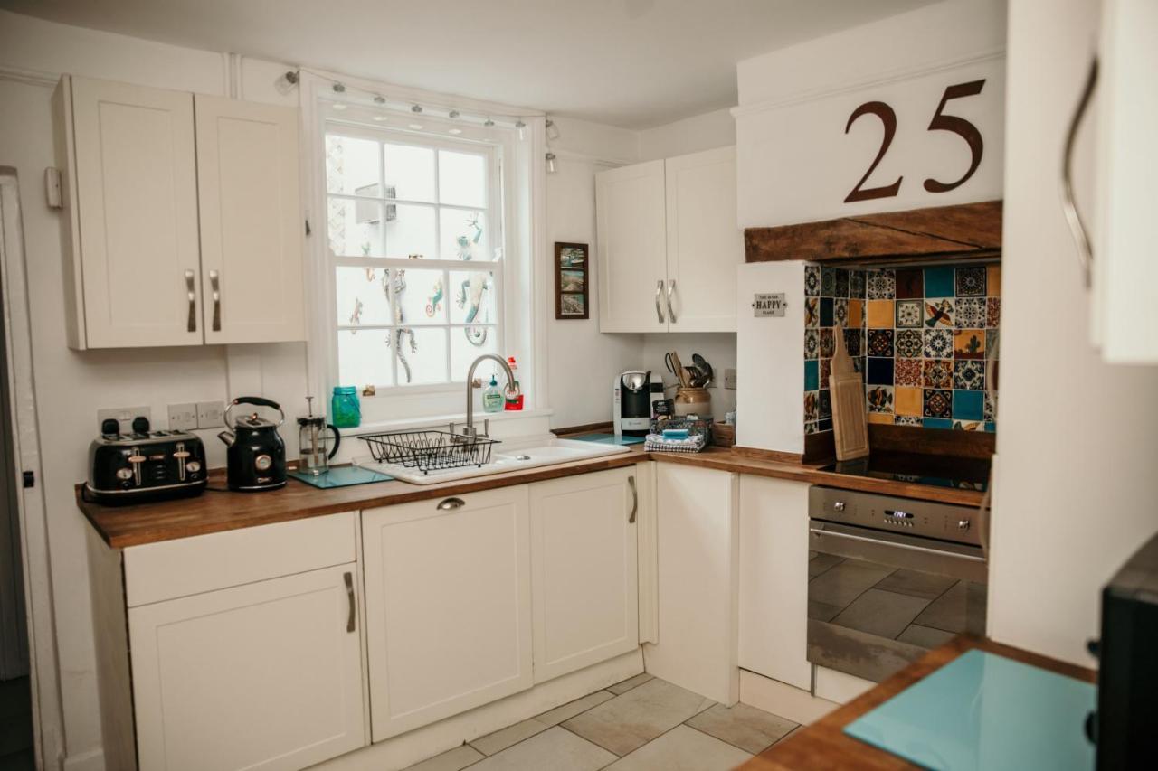 Charming 3 Bedroom Townhouse Weymouth Eksteriør billede