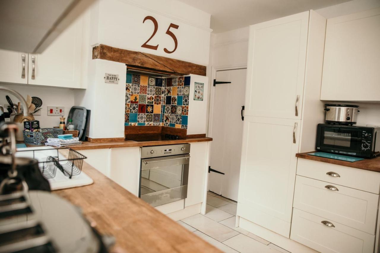 Charming 3 Bedroom Townhouse Weymouth Eksteriør billede
